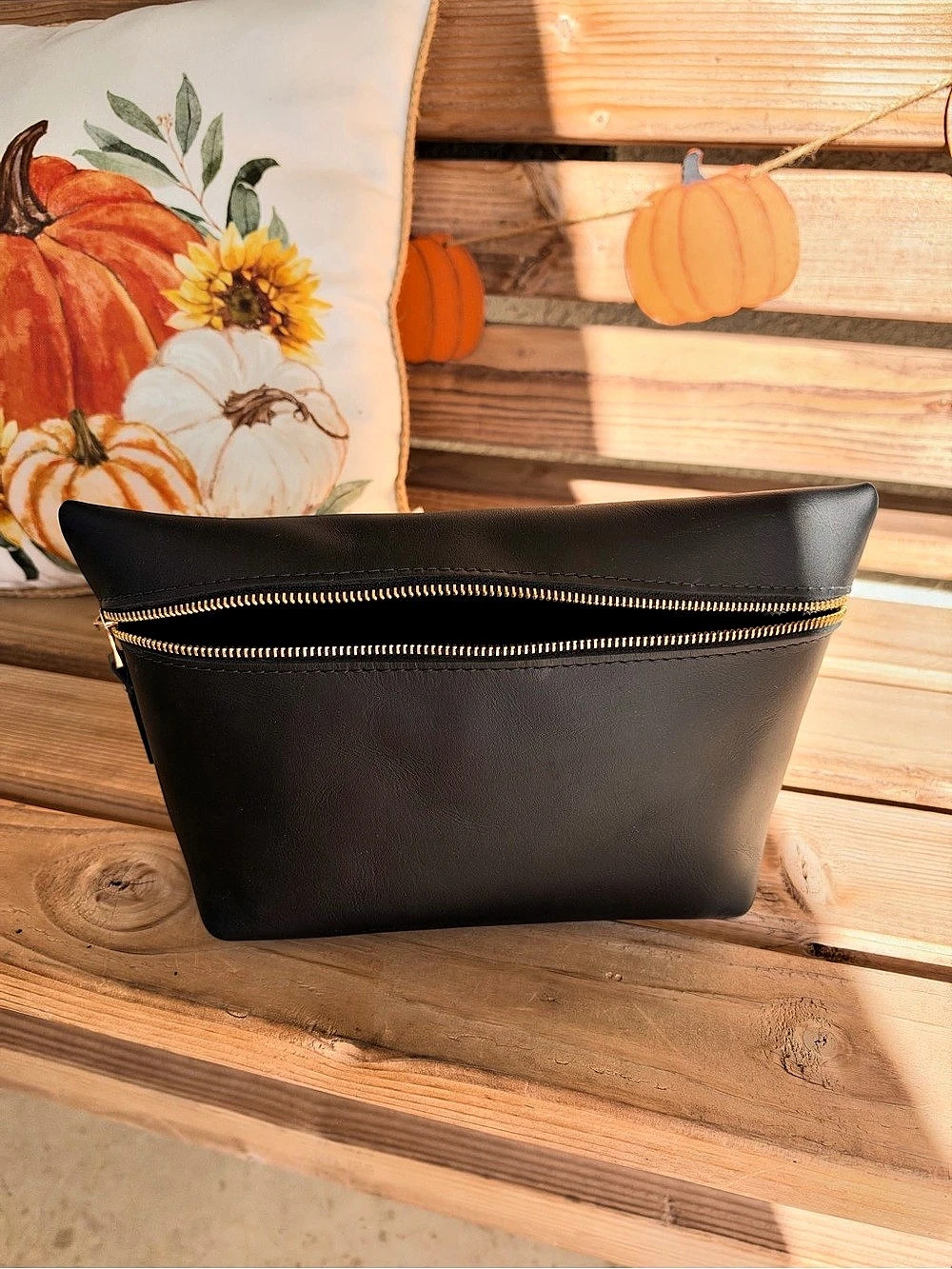 Portland Leather Makeup Bag Black Dual-Zip Cosmetic Bag Like New
